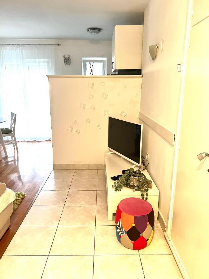 Apartment Split-Dvor Exteriör bild